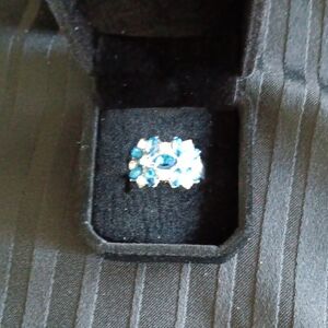 Elegant Blue Gemstone Ring Size 9